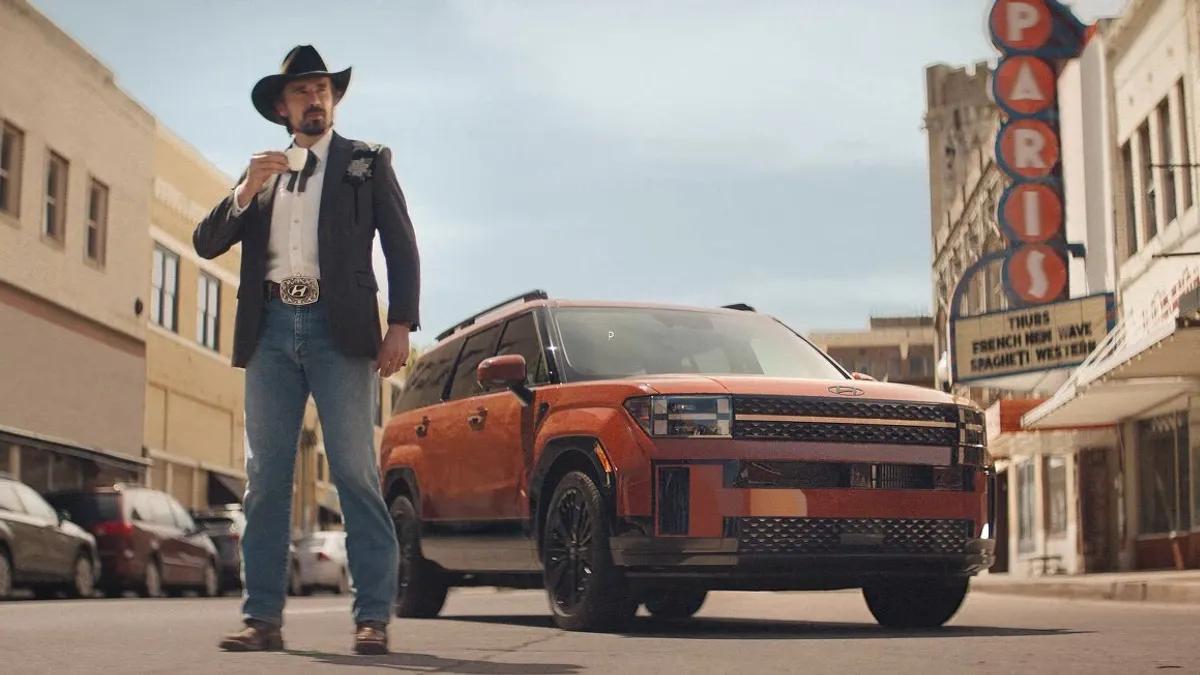 Hyundai Didn’t Just Sell Hybrids – They Sold the Best of Both Worlds
