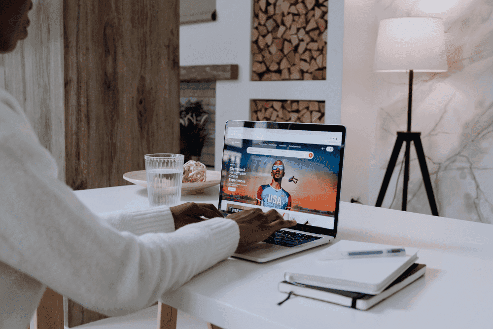 What can we learn from Airbnb’s digital marketing strategies?